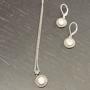 3 piece set jewelry set, necklace and earrings